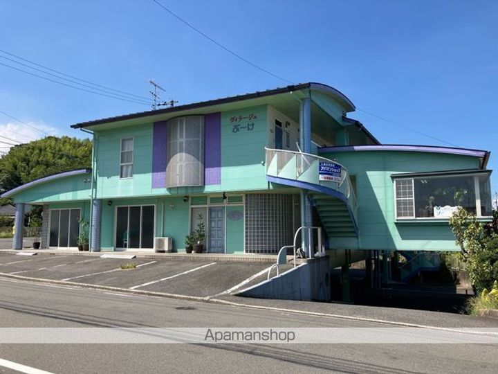 愛媛県新居浜市又野1丁目の賃貸アパート103の外観