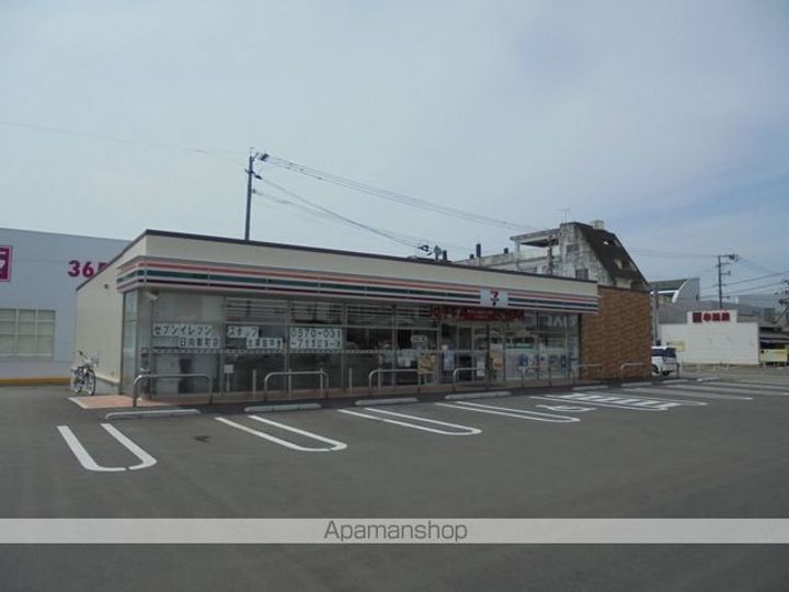 PINETREEBの周辺
