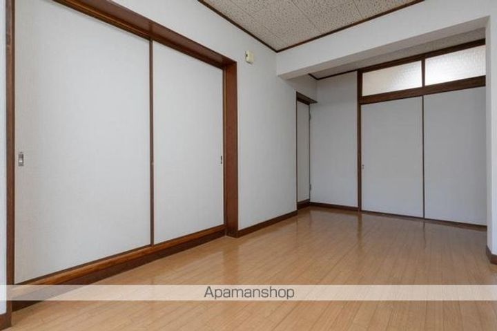 吉本マンション104の内装