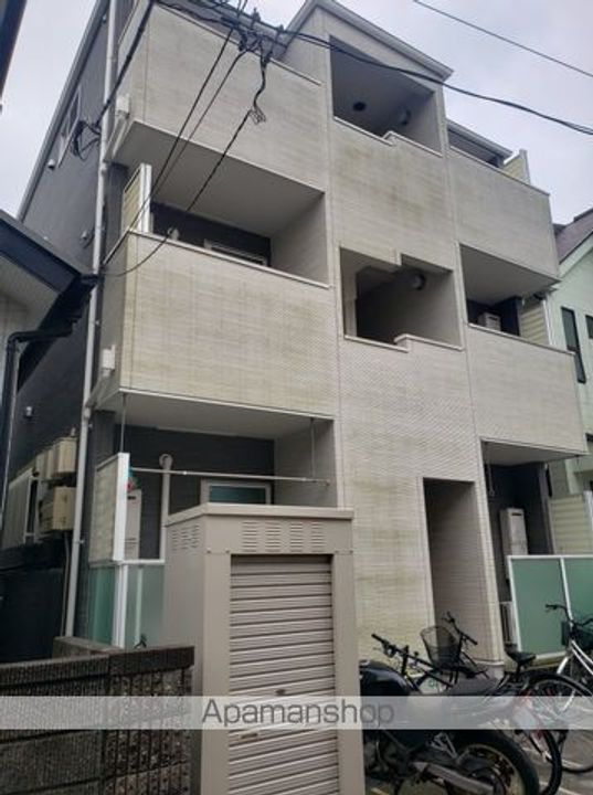 SHA L OM大久保の外観