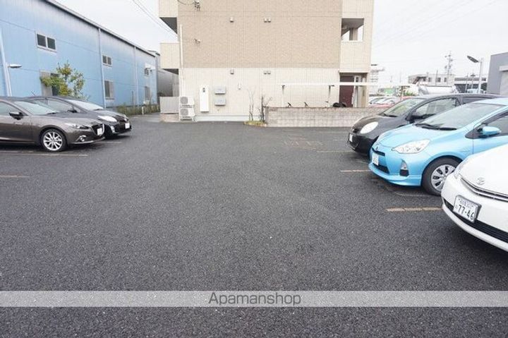 ウヴェルテュールのその他画像