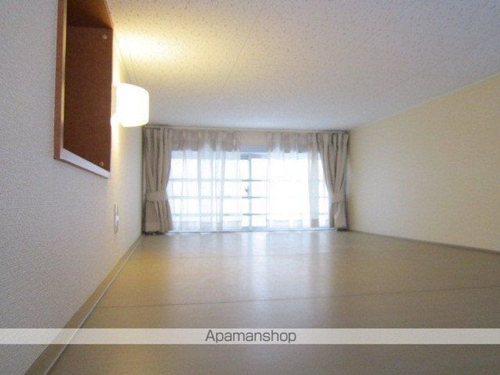 レオパレスステップONEの居間