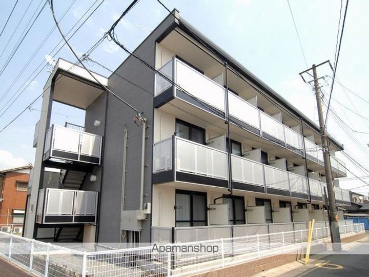 レオパレスベイブリーズそがの外観