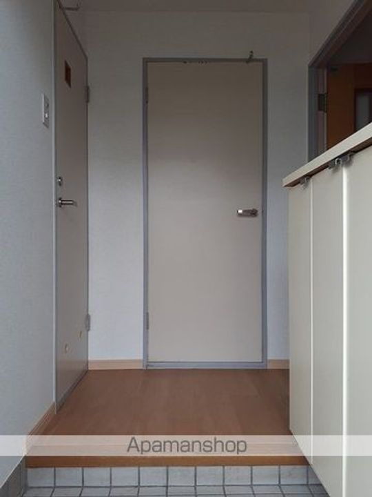 神奈川県横浜市戸塚区原宿1丁目の賃貸マンションの玄関