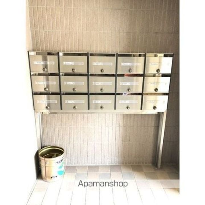 愛知県名古屋市北区杉栄町3丁目の賃貸マンションの外観