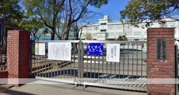 エンゼルハイツの周辺