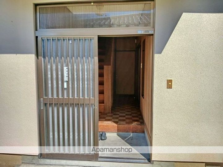 長野県長野市稲里1丁目(一戸建)の賃貸物件の玄関