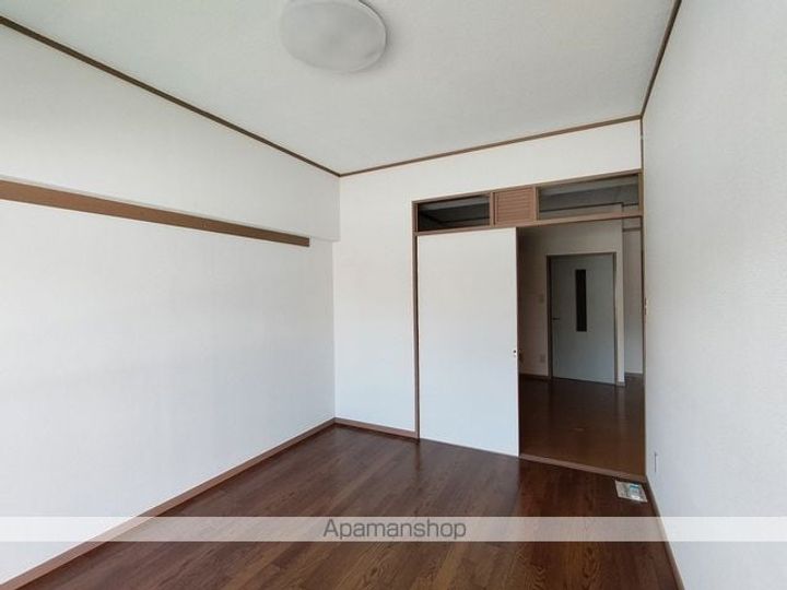 第2サンパレス國分の内装