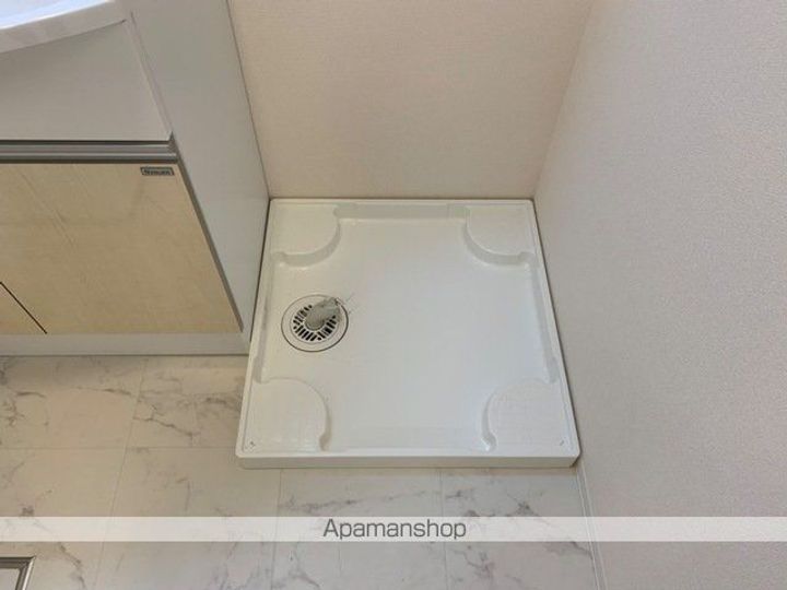 愛知県北名古屋市宇福寺天神の賃貸アパートの内装