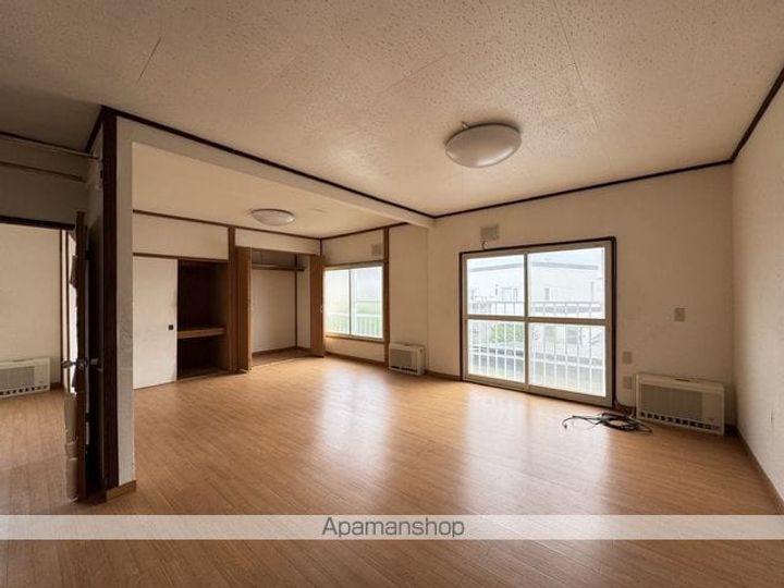 スターアパート(スターアパート)2F左の内装