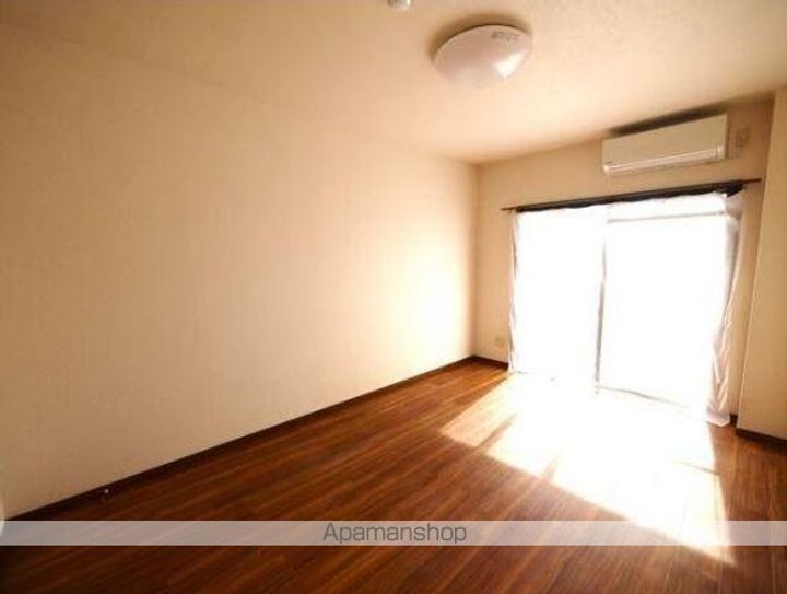 香川県高松市春日町の賃貸マンションの内装