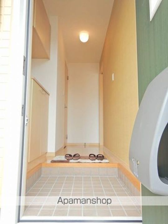 徳島県徳島市論田町本浦中の賃貸アパートの玄関