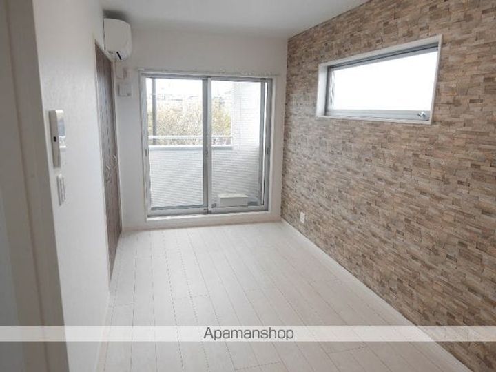 JHレジデンスの居間