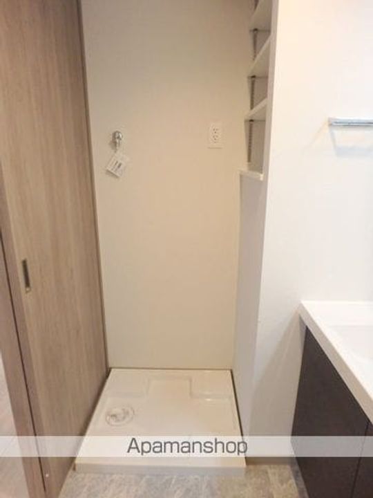 神奈川県横浜市青葉区榎が丘の賃貸マンションの内装