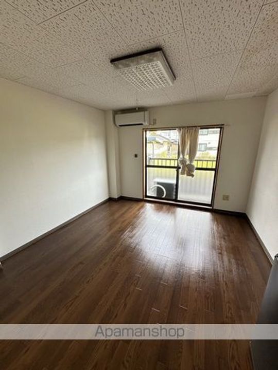 第2興栄ハイツ101の居間