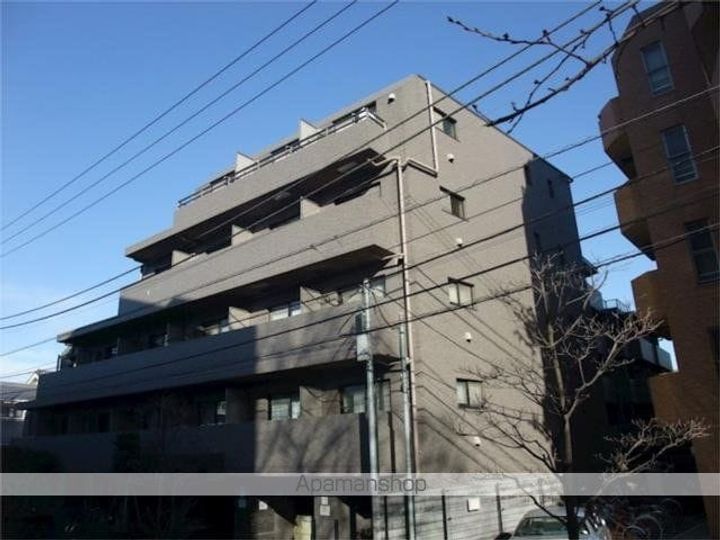 東京都杉並区上高井戸1丁目の賃貸マンションの外観