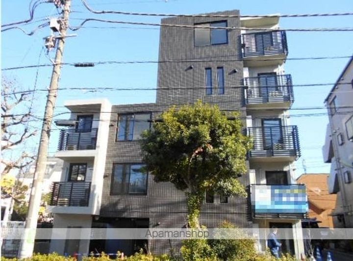 ウェルスクエアイズム高円寺の外観