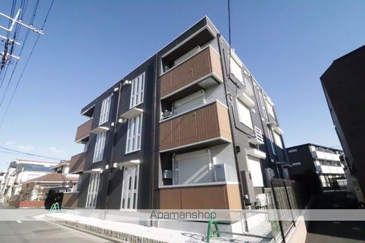 東京都福生市加美平2丁目の賃貸アパートの外観