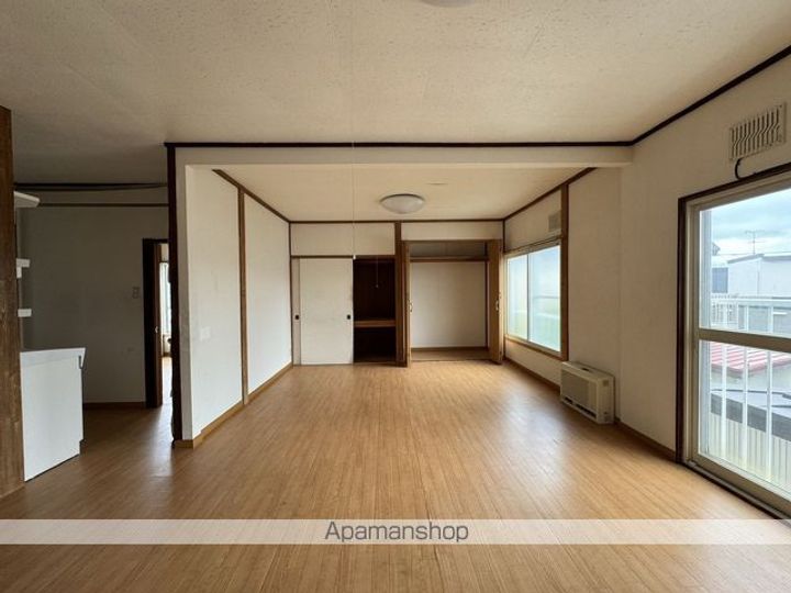 スターアパート(スターアパート)2F左の内装