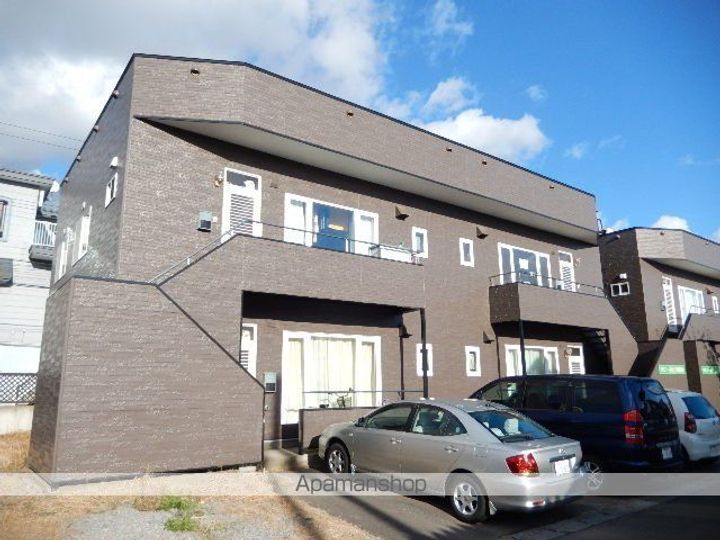 タウニーみどり苑B棟B-1の外観