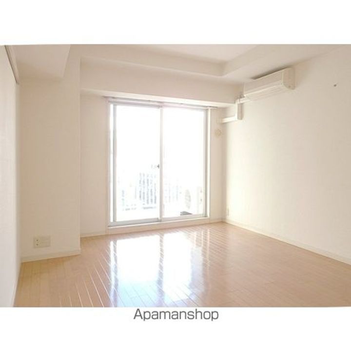 ヴェルデ東日本橋の居間