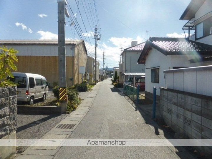 レーベン西和田の周辺