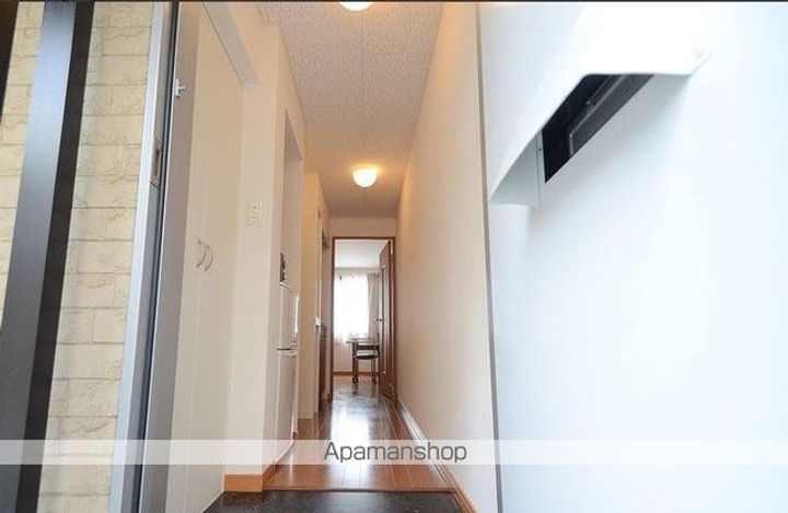 香川県高松市香川町大野の賃貸アパートの玄関