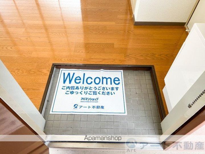 オックスフォードサーカス石手の玄関