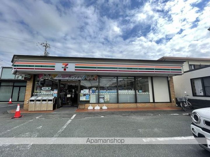 クレフラスト天竜川駅東の周辺