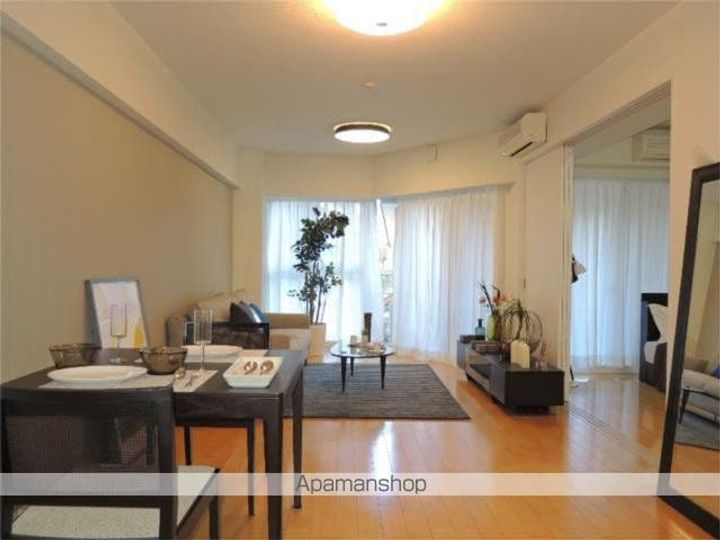 カスタリア高輪の居間