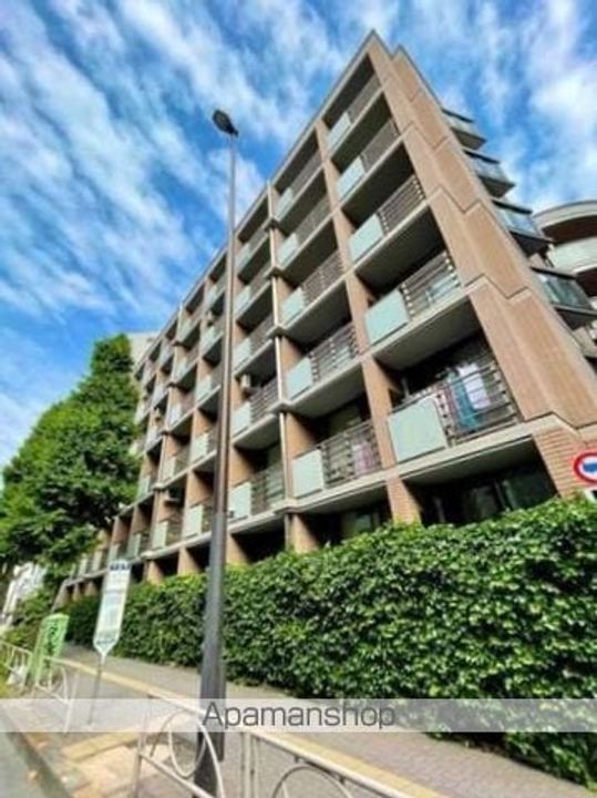 レジディア笹塚の外観