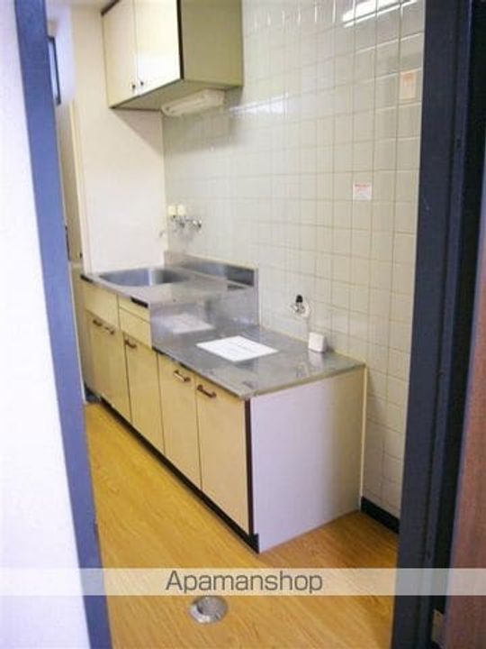 アリス岩沼第二A棟105のキッチン