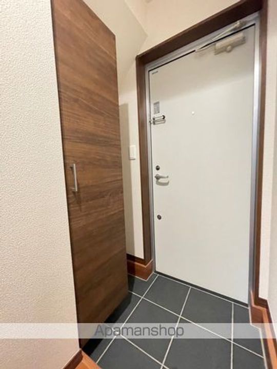 マスカットヒルズ108の玄関