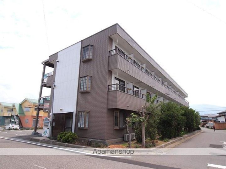 ビッグソルトヒルA105の外観