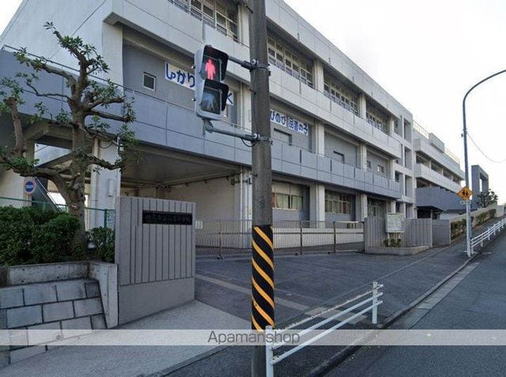 神奈川県横浜市戸塚区秋葉町の賃貸マンションの周辺