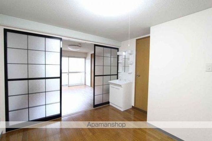 宮脇第8マンション402の内装