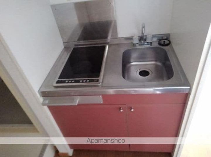 香川県高松市東山崎町の賃貸アパートのキッチン