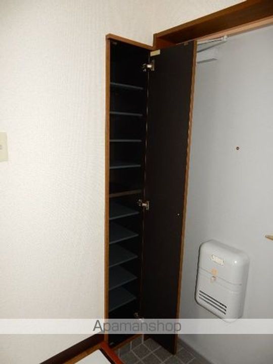 岡山県岡山市北区三野3丁目の賃貸マンションの内装