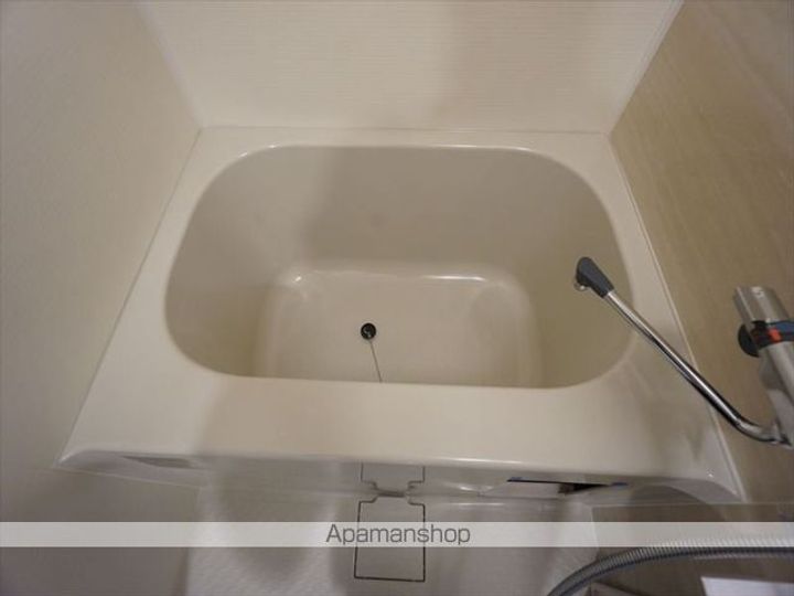 愛知県名古屋市中区新栄3丁目の賃貸マンションの内装