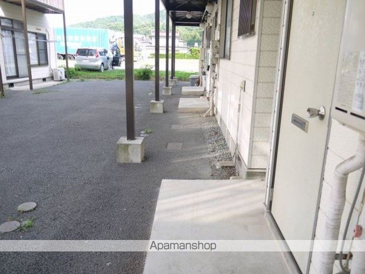 第2宮林ハイツ201の外観