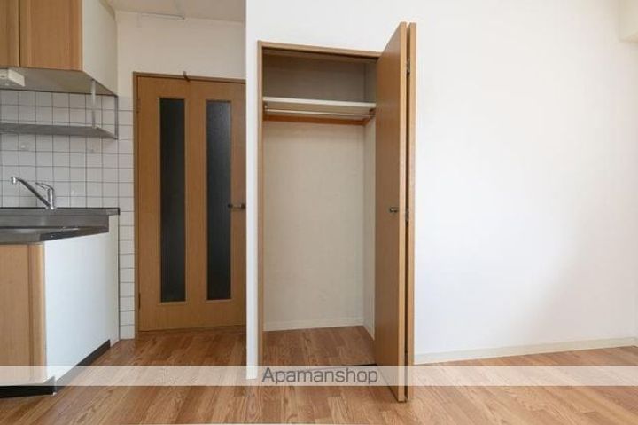 香川県高松市茜町の賃貸マンションの内装