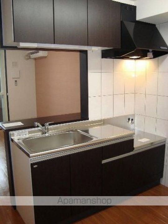 エレガント・プレサス201のキッチン