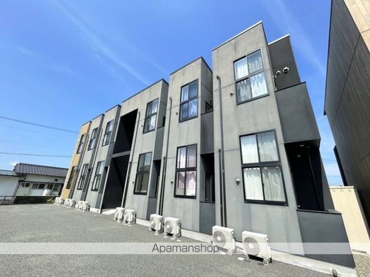 ドミール八代Ⅱの外観