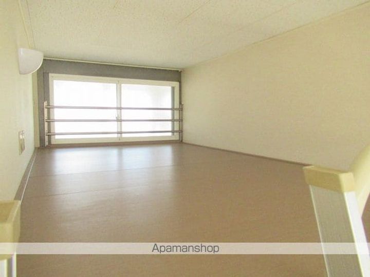 パークサイド室小路108の内装