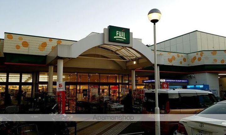 レオネクストライク シェルの周辺