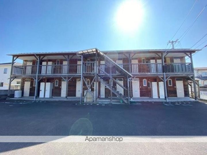 ウッディハウス林の外観