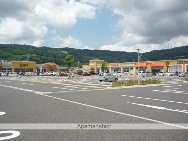 サンベルクイマイ307の周辺