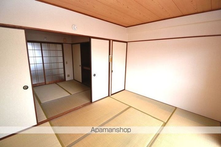 熊本県八代市港町の賃貸アパートの居間