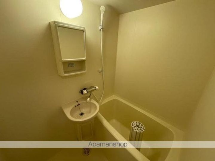 香川県高松市栗林町3丁目の賃貸アパートの風呂