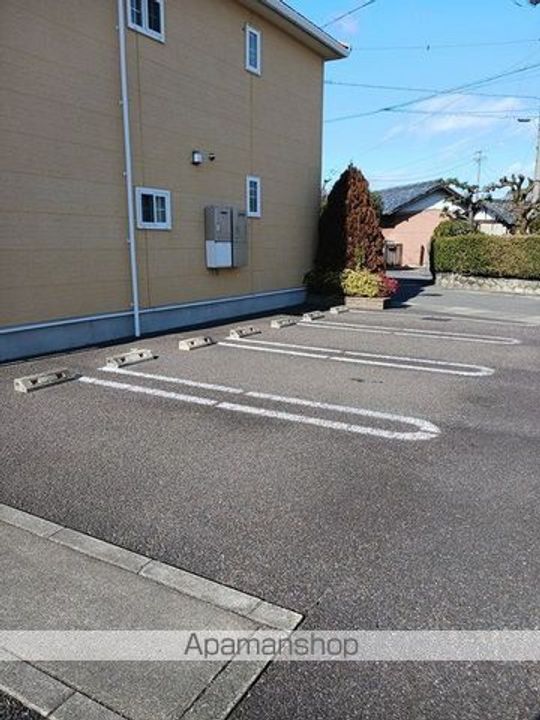 リーフレットの外観